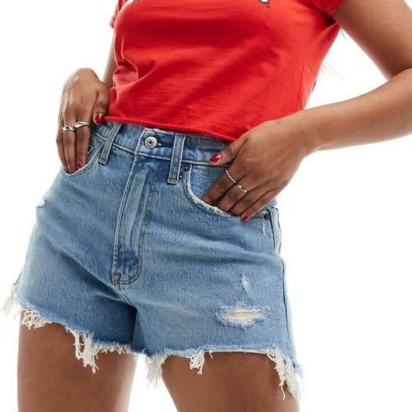 Abercrombie & Fitch 4” Mom Short High Rise Size 28/6 Curve Love - Picture 1 of 6